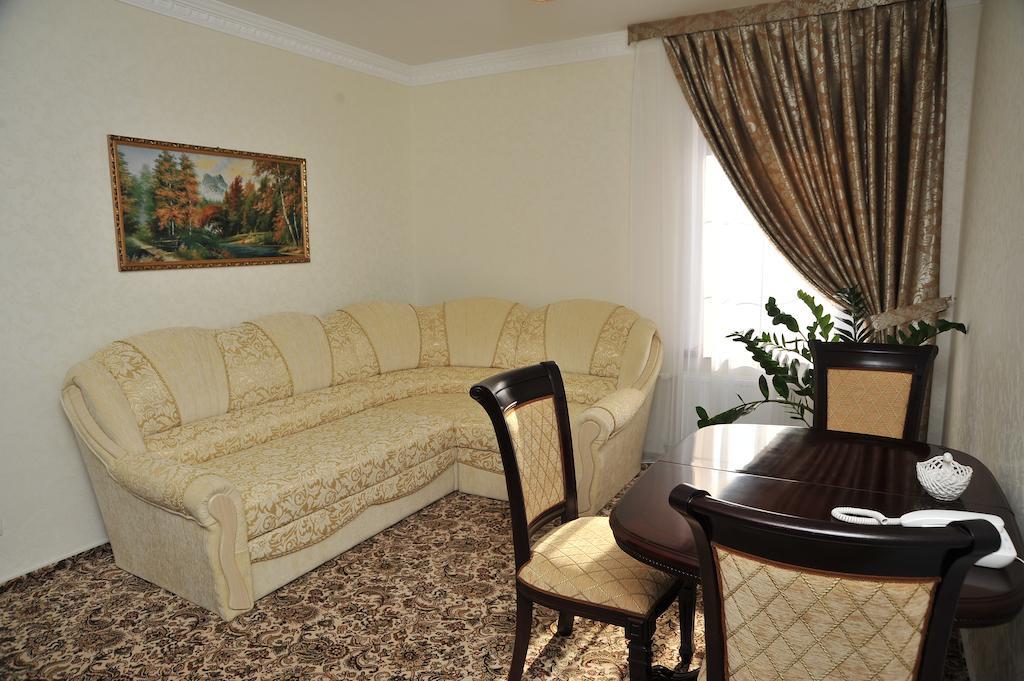 Slava Hotel Zaporizhia Bilik gambar
