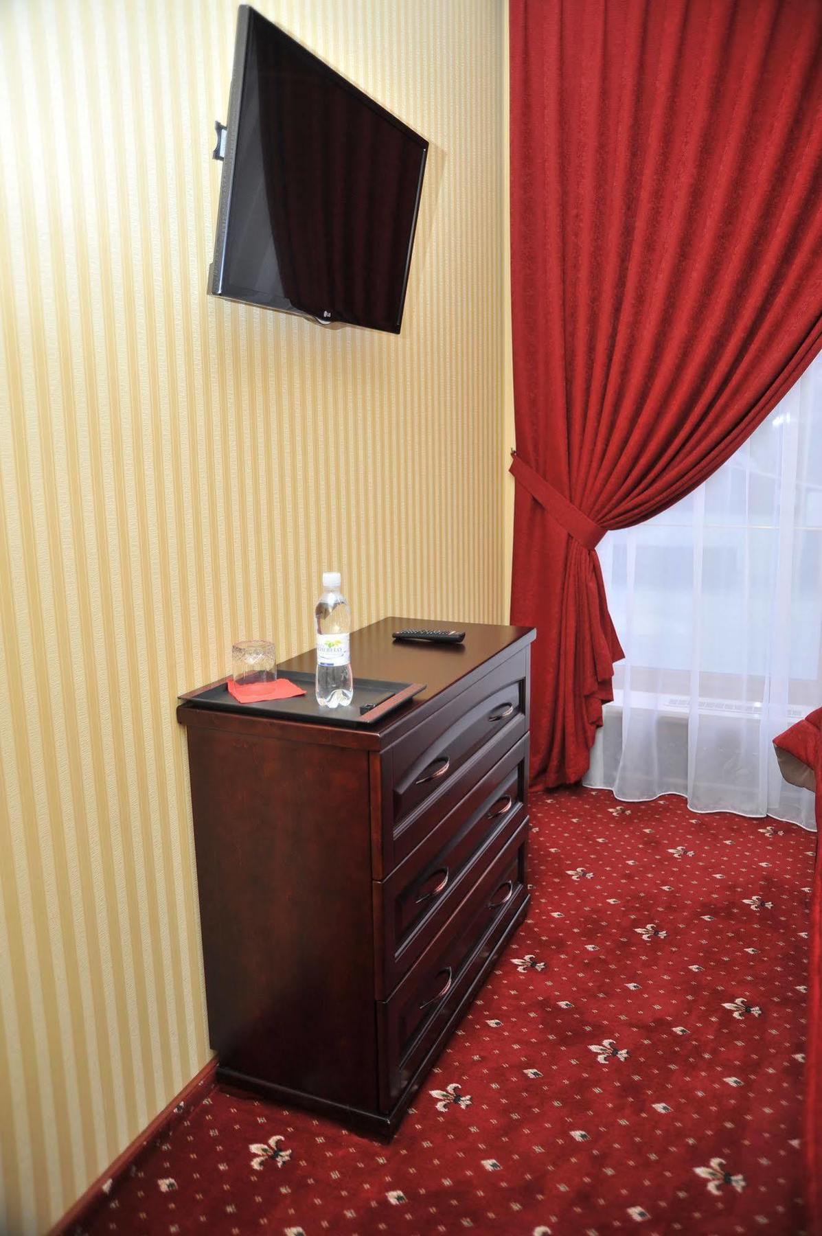 Slava Hotel Zaporizhia Luaran gambar