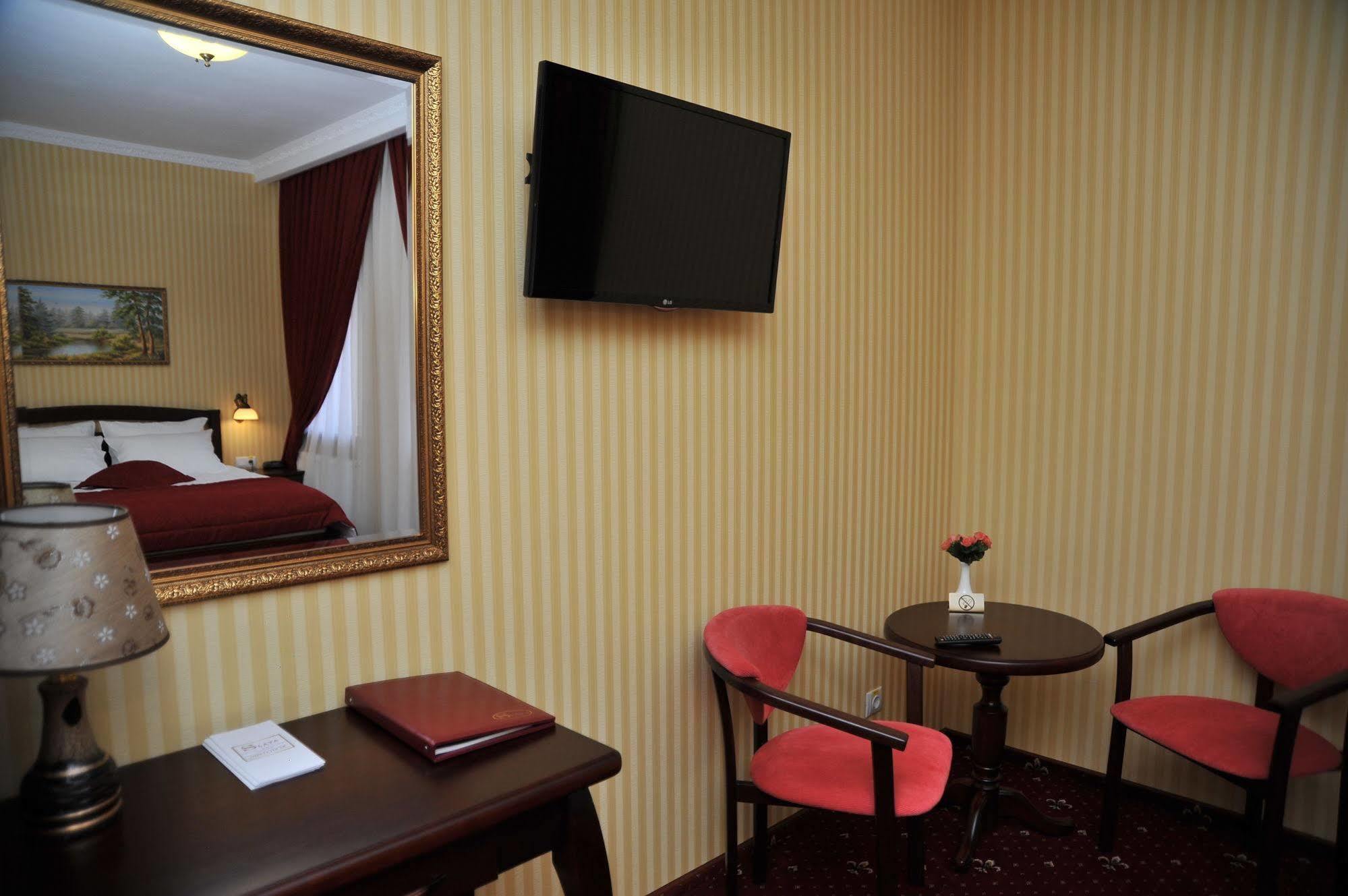 Slava Hotel Zaporizhia Luaran gambar