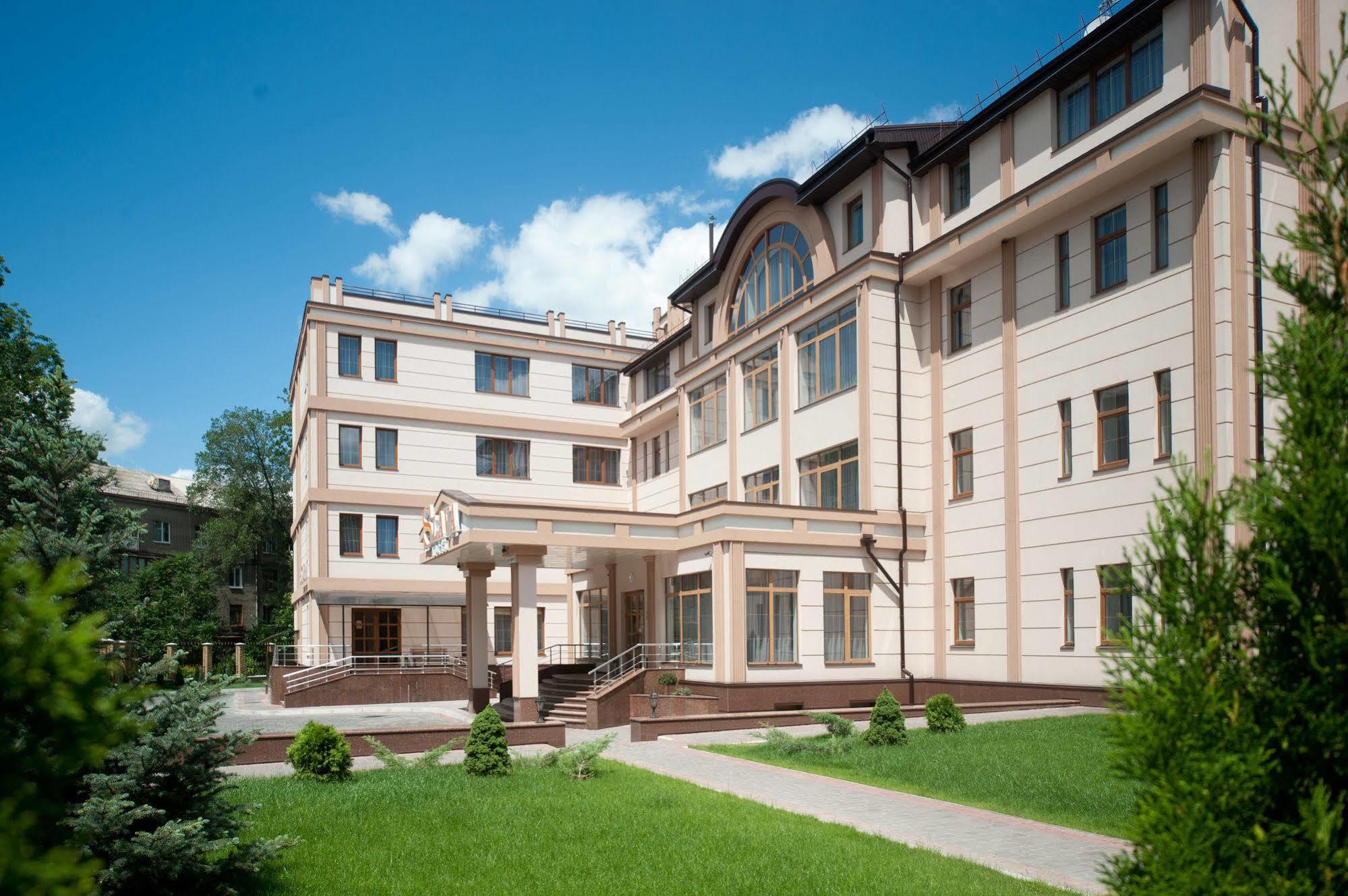 Slava Hotel Zaporizhia Luaran gambar